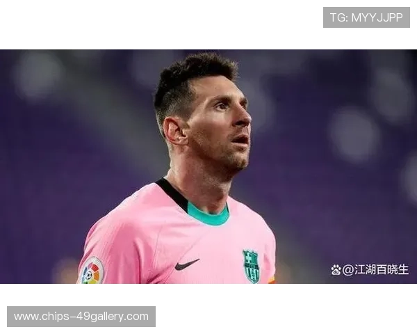 足球球星的反差魅力大对比 从场上英雄到日常生活中的平凡一面